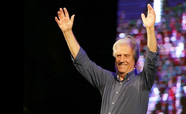 ຝ່າຍຊ້າຍຍາດໄດ້ໄຊຊະນະໃນການເລືອກຕັ້ງປະທານາທິບໍດີ Uruguay